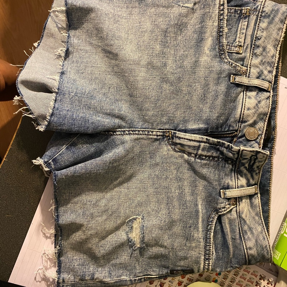 Silver Jeans Women’s Size 29 Jean Shorts - Picture 6 of 6